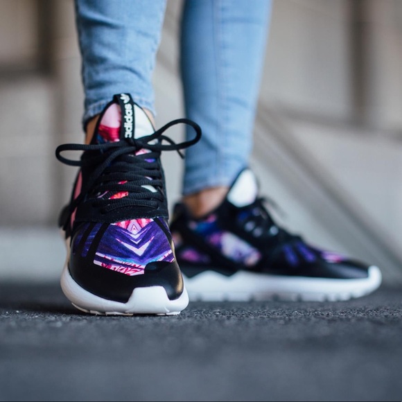 adidas tubular runner w